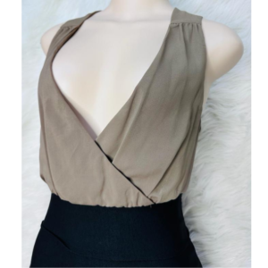 Preloved Plunging Neckline Dress Brand AVOCADO